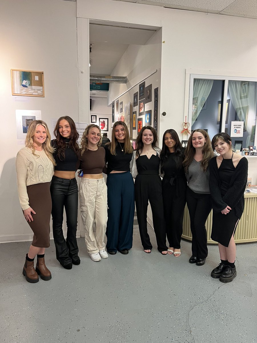 Kristine Jenner tweet media