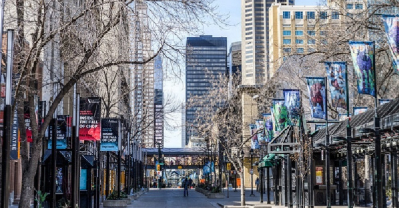 cityofcalgary's tweet photo. The new Safe and Inclusive Access bylaw ensures that all Calgarians can safely access public facilities.

While demonstrations are still permitted, the bylaw will limit time, manner, and location of specified protests near recreation facilities and libraries.

Learn more ⬇️