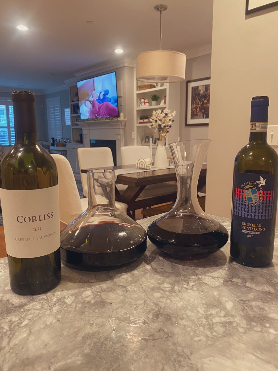 G_Shetrawski's tweet image. Enjoying the evening with @JJHunt10 in town! #Corliss #Donatella