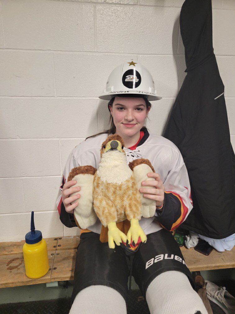 Not the outcome we had hoped for but this amazing Defense was on her game - congratulations Gianna on the Hardest worker! 🏒🥅🏒🥅