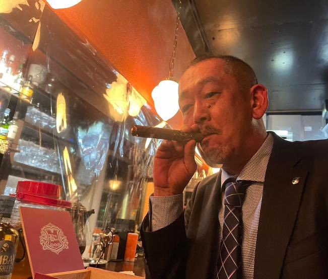 BoyzCigars's tweet photo. Someone is smoking Big Boyz Cigars in Japan… 🙌🏼 🇯🇵🥃
Spread it around the world, 
that’s our goal! 🌏 ~ Big Boyz Cigars
.
https://t.co/SdS9zKI0tK
.
#cigarsmoking #atl #businesssuccess 
#葉巻 #dirtysouth #bigboyzcigars #dominicancigars #businessmotivation #hamaki https://t.co/j8tPQieJqy