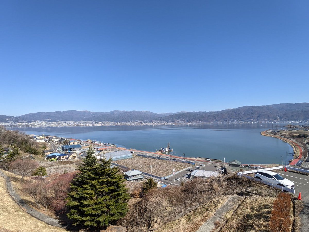 a_naoki_a's tweet photo. コロナ禍前ぶりの、そして仕事で来る日が来るとは…な。
よく晴れた、穏やかな日。

朝はマイナスでしたがw

ゆっくりしたいが出発です。 https://t.co/jWPGoqlQLc