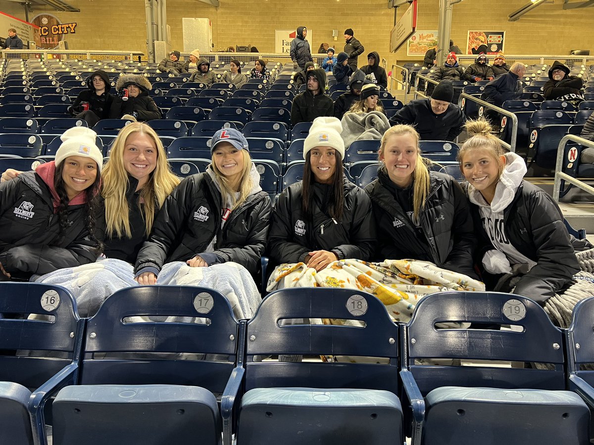 Belmont Volleyball (@belmontvb) on Twitter photo Bruins supporting Bruins at the game against Vandy! 🤝
📍 First Horizon Park
<a href="/BelmontBaseball/">Belmont Baseball</a> | #ItsBruinTime Bruins supporting Bruins at the game against Vandy! 🤝
📍 First Horizon Park
<a href="/BelmontBaseball/">Belmont Baseball</a> | #ItsBruinTime