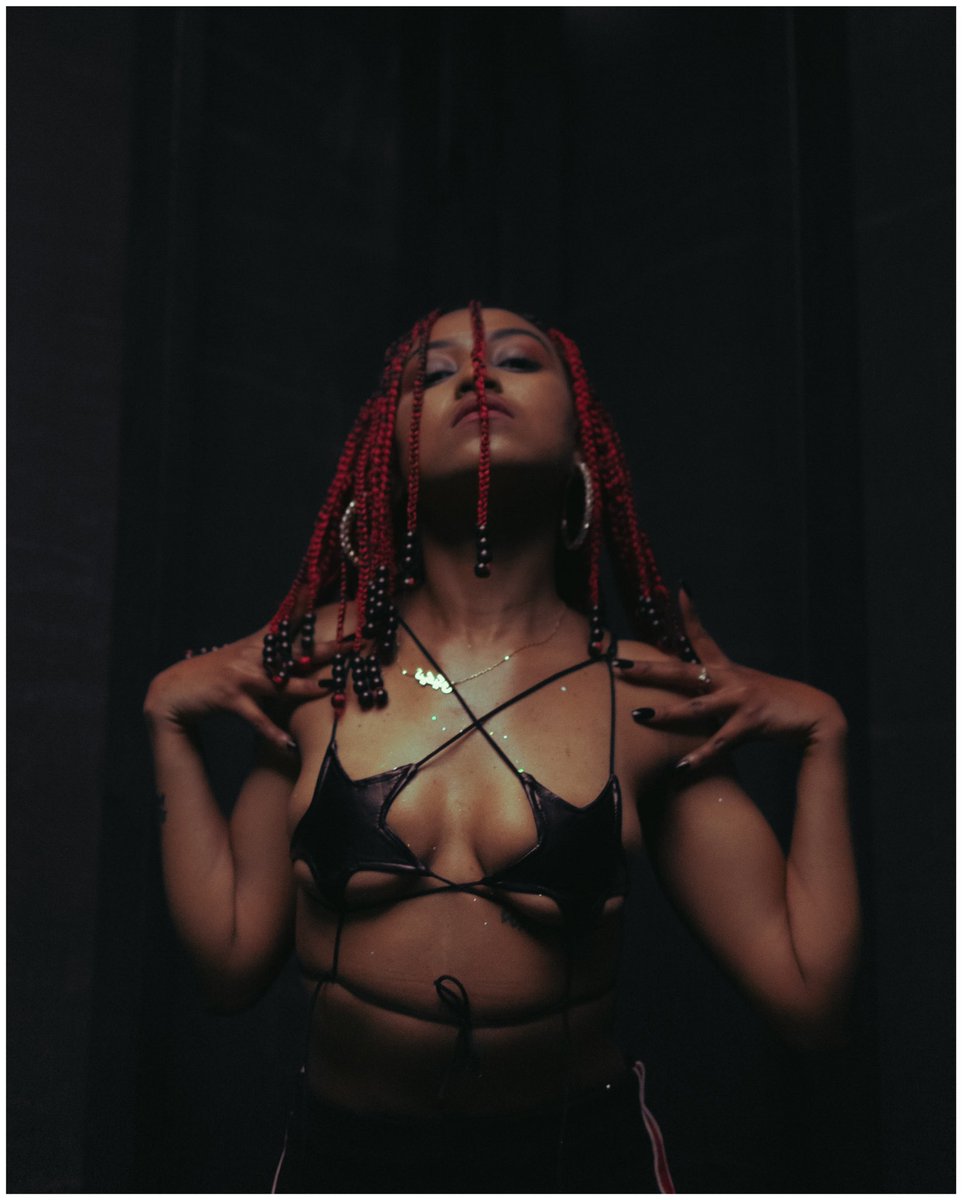 NotMychal's tweet photo. I want to shoot for your magazine 🙏🏾 https://t.co/Bog79jwQTP