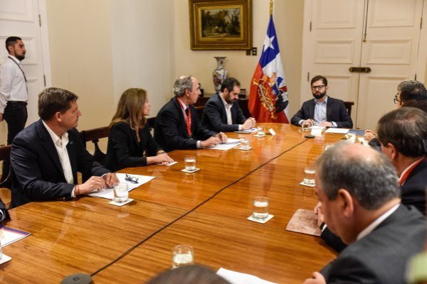 DFinanciero's tweet photo. 🔑 #DFFull | Dirigentes empresariales valoran inicio de nuevo diálogo tributario y piden al Gobierno abrirse a mejorar reforma https://t.co/mTgixniX6w https://t.co/coO4Pef0PO