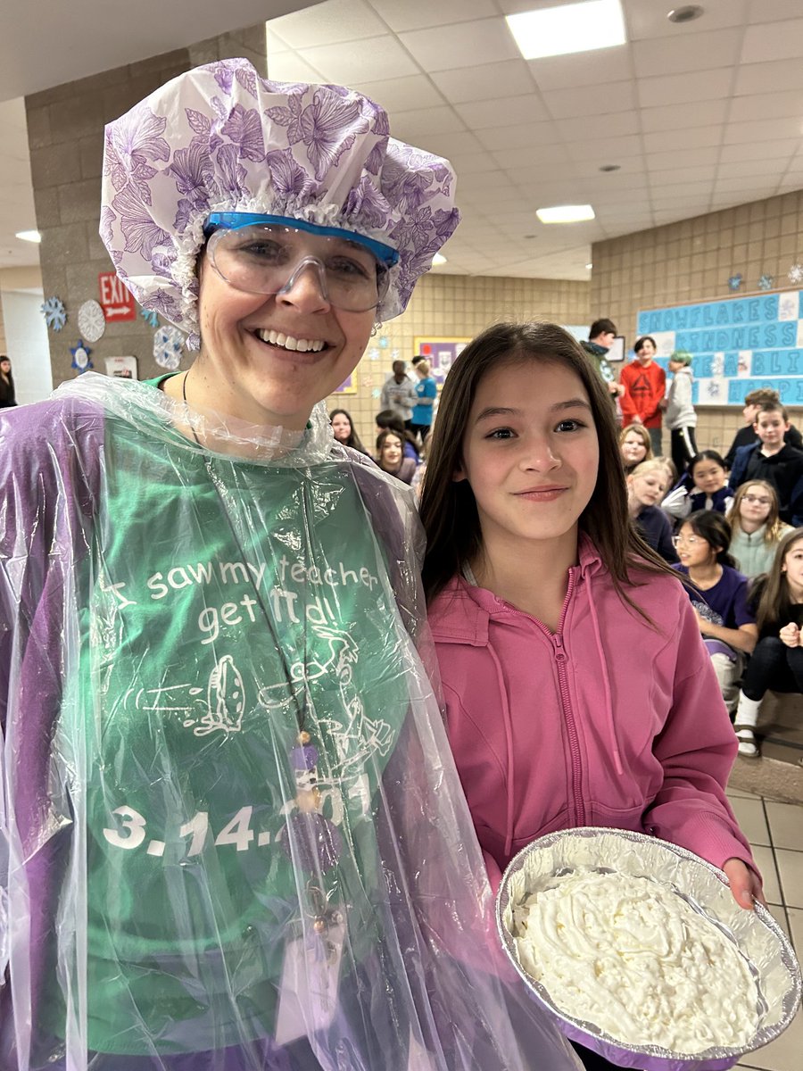 MrZteach5's tweet photo. Team Raptor having some fun with Pi Day!! https://t.co/GYd2WILKdh