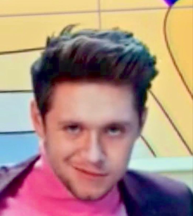 CALvM1994's tweet photo. imagine Niall answering to ur tweet randomly https://t.co/k1itofsizN