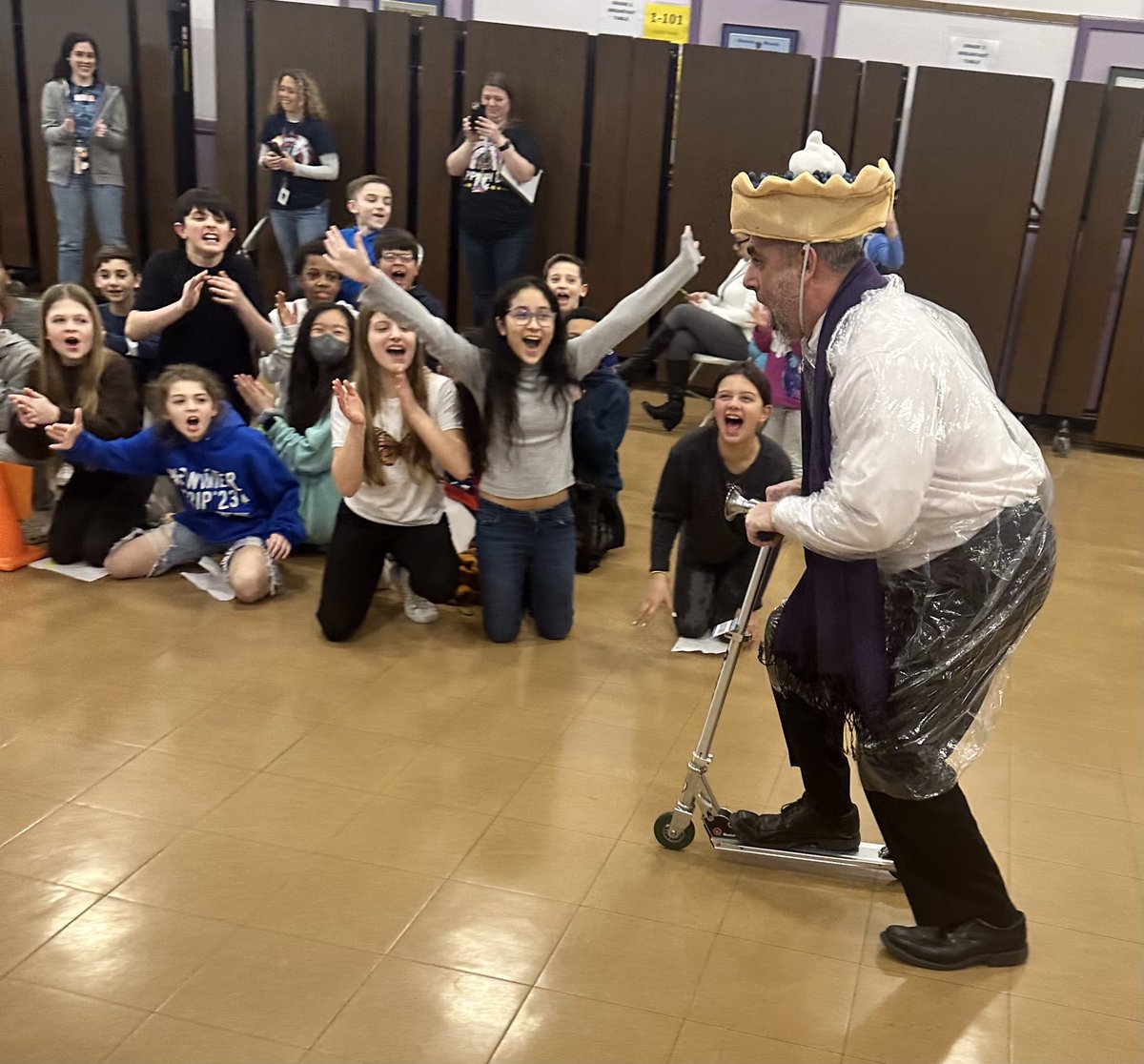 BarnumWoods's tweet image. Best Pi Day EVER!!! In an effort to raise money for scholarships, the BW Student Council hosted a PIE EATING CONTEST today! Staff members were cheered on by the students while they competed in this amazing event! @emeadowschools #piDay2023 #pieeatingcontest