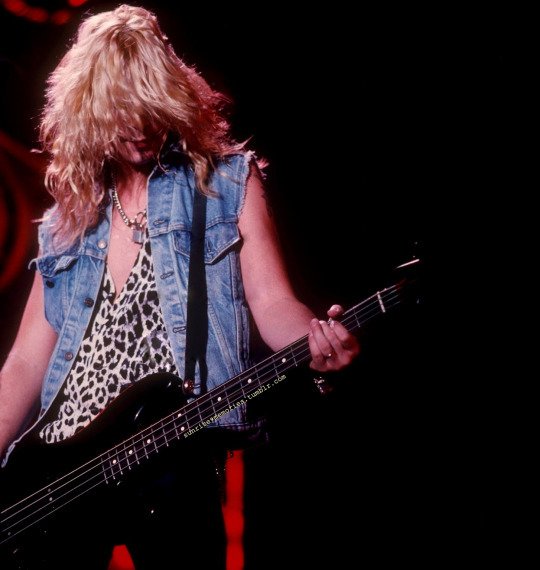 Guns N' Roses Pics (@gnr_pics) on Twitter photo 