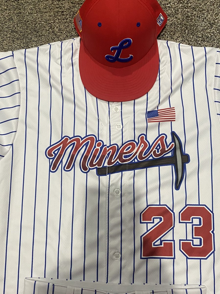 LintonBaseball's tweet photo. We will earn everything we get…And take pride in it. We had a special someone show us something new to take pride in…Pinstripes will be making their way to Roy Herndon Field this Spring 🤩🙌🏻 

P.S., how great is it to see Coach Berns back in a uniform?! 

#MinerPride #617 | ⚒️ https://t.co/1JvjCrq7Yn