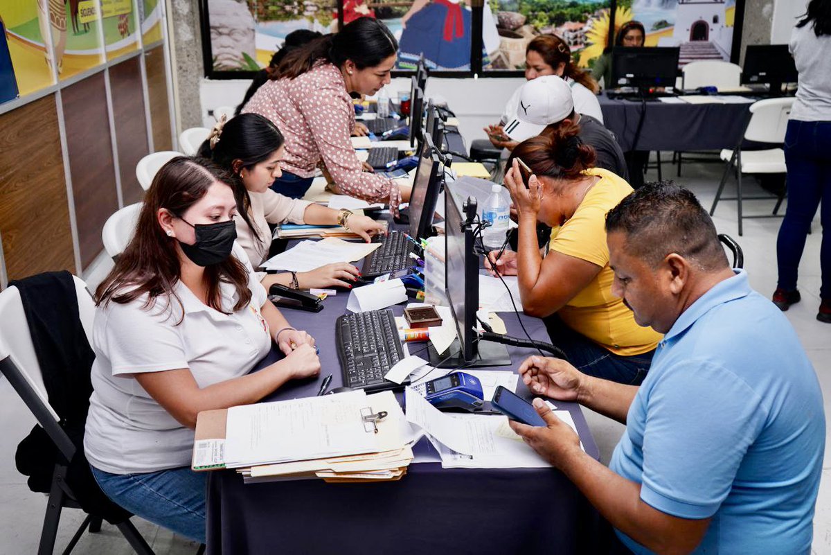 FeriaTabasco_'s tweet photo. 📄 #NotaFeria | Se comercializaron ya un 80 por ciento de los espacios de la #FeriaTabasco 🎡

📲 Más información: https://t.co/crf3KPyY7A

#NosReencontramos #FeriaTabasco2023 https://t.co/c6nDpev1re
