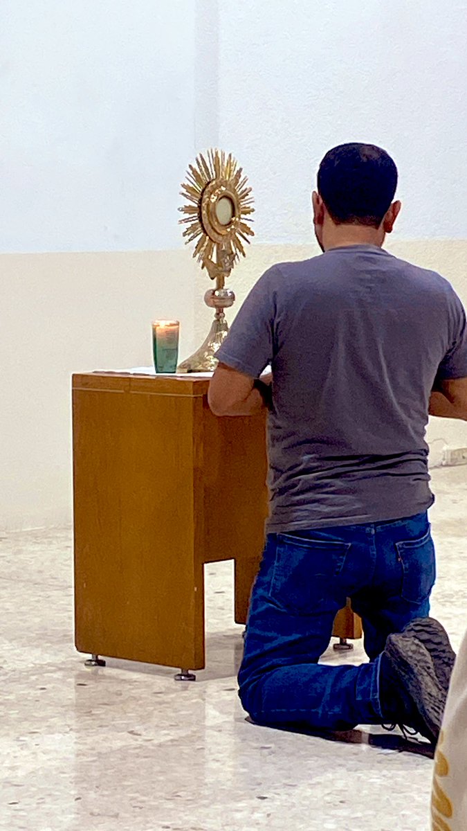 LuMeLyv's tweet photo. El es el que nunca falla, te pido perdón, como iglesia que soy te prometo mejorar y escucharte mas. El nunca falla. https://t.co/LbTP9DvLrd