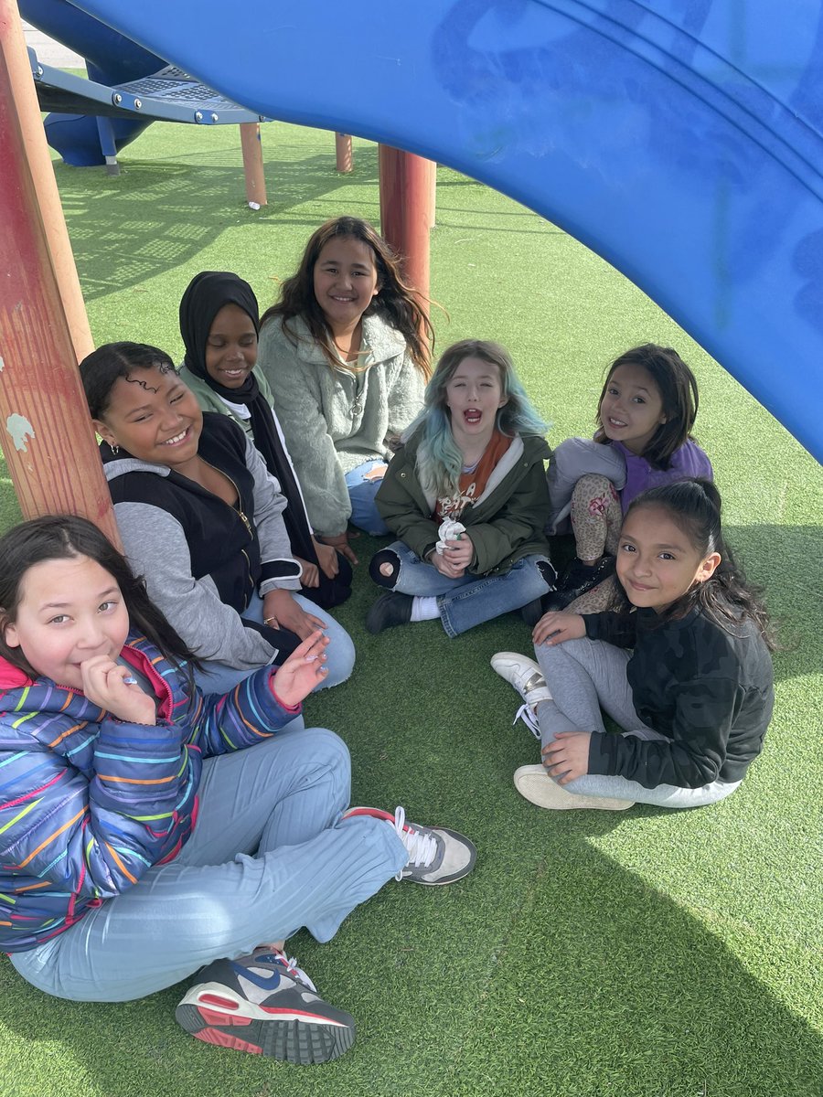 RedwoodElem's tweet photo. Just a typical day at recess with 3rd grade. 🛝 And, a little “girl talk” underneath the slide during recess is good for the soul. #friendshipgoals https://t.co/k3MBnbS3tN