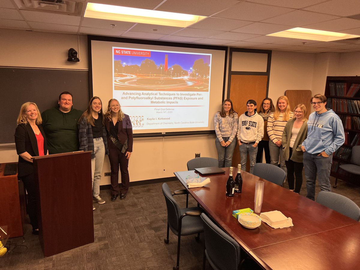 BakerLabMS's tweet photo. @KaylieKirkwood became Dr. Kaylie Kirkwood today, on Pi Day! What a perfect way to celebrate! We are all so proud of you Kaylie!! https://t.co/9ZNGCTlnLk