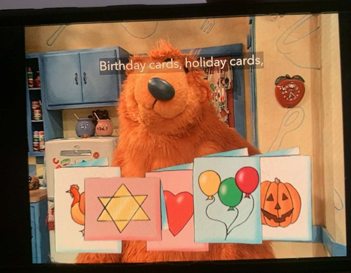 I was watching Bear in the Big Blue House and when he mentions holiday cards, there's a little Star of David card 🥹 I love this show so much 💙 @NoelMacNeal