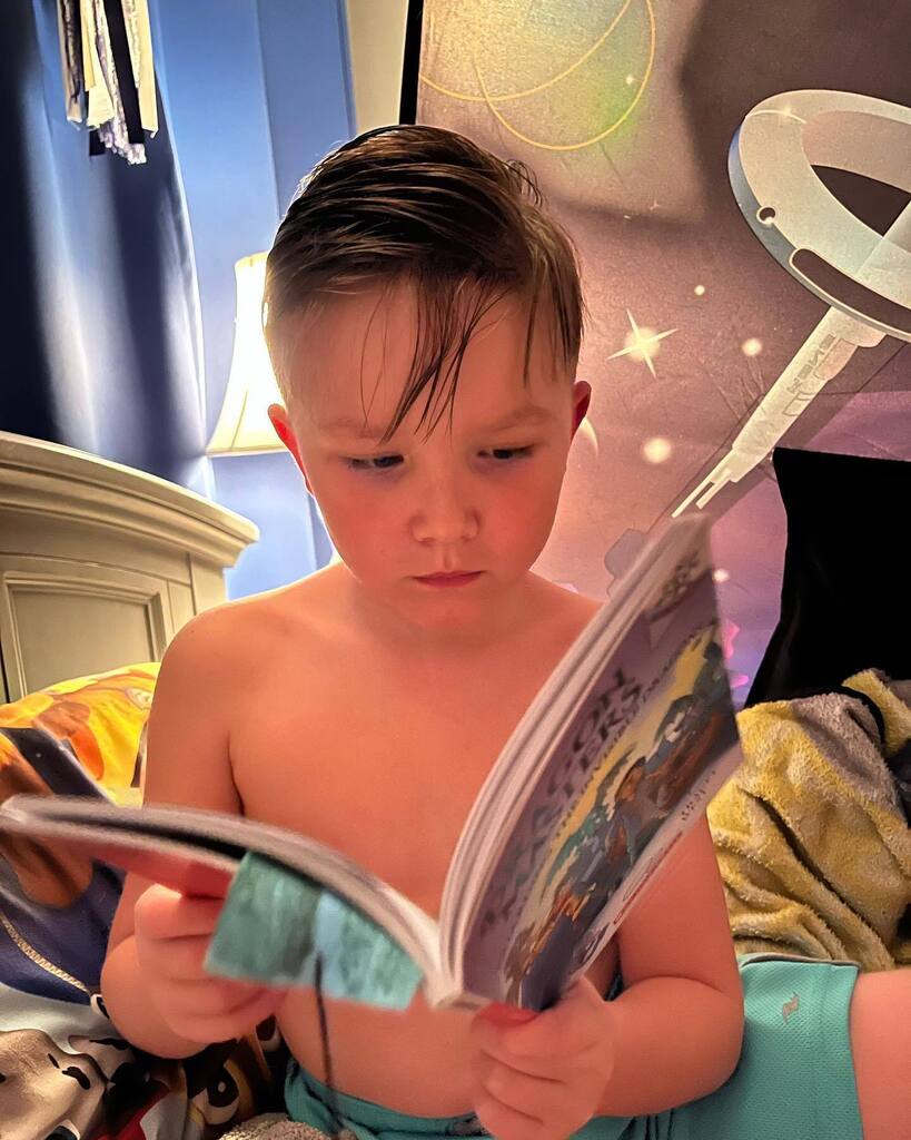 BlondMichael's tweet photo. Every night we read a few chapters from Conor’s favourite book series #dragonmasters by @traceywestbooks We just finished #22 Guarding the Invisible Dragon… Just have #23… then have to wait until August for #24 and December for #25.  If you haven’t s… https://t.co/u3FE215qeo https://t.co/QCT49uFXwD