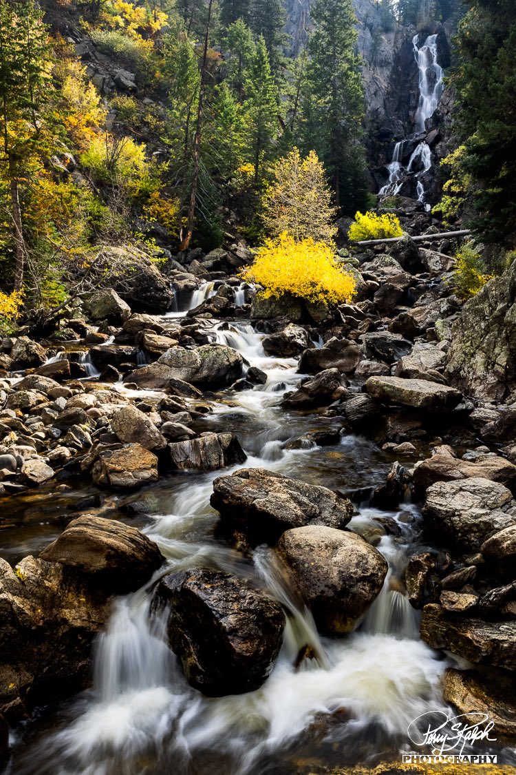 perryralph's tweet image. #rocks  fish creek falls  near steamboat springs. In the fall the fish creek becomes a slow and small river exposing the rocks. #fishcreek #steamboatsprings #waterfall #colorado #rapids #longexposure