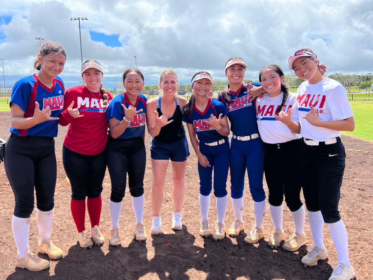 TakeCharge_SB's tweet photo. Great job everyone who filmed on Maui and Kauai this week! 🥎@TakeCharge_SB https://t.co/6qwmy4m5qf