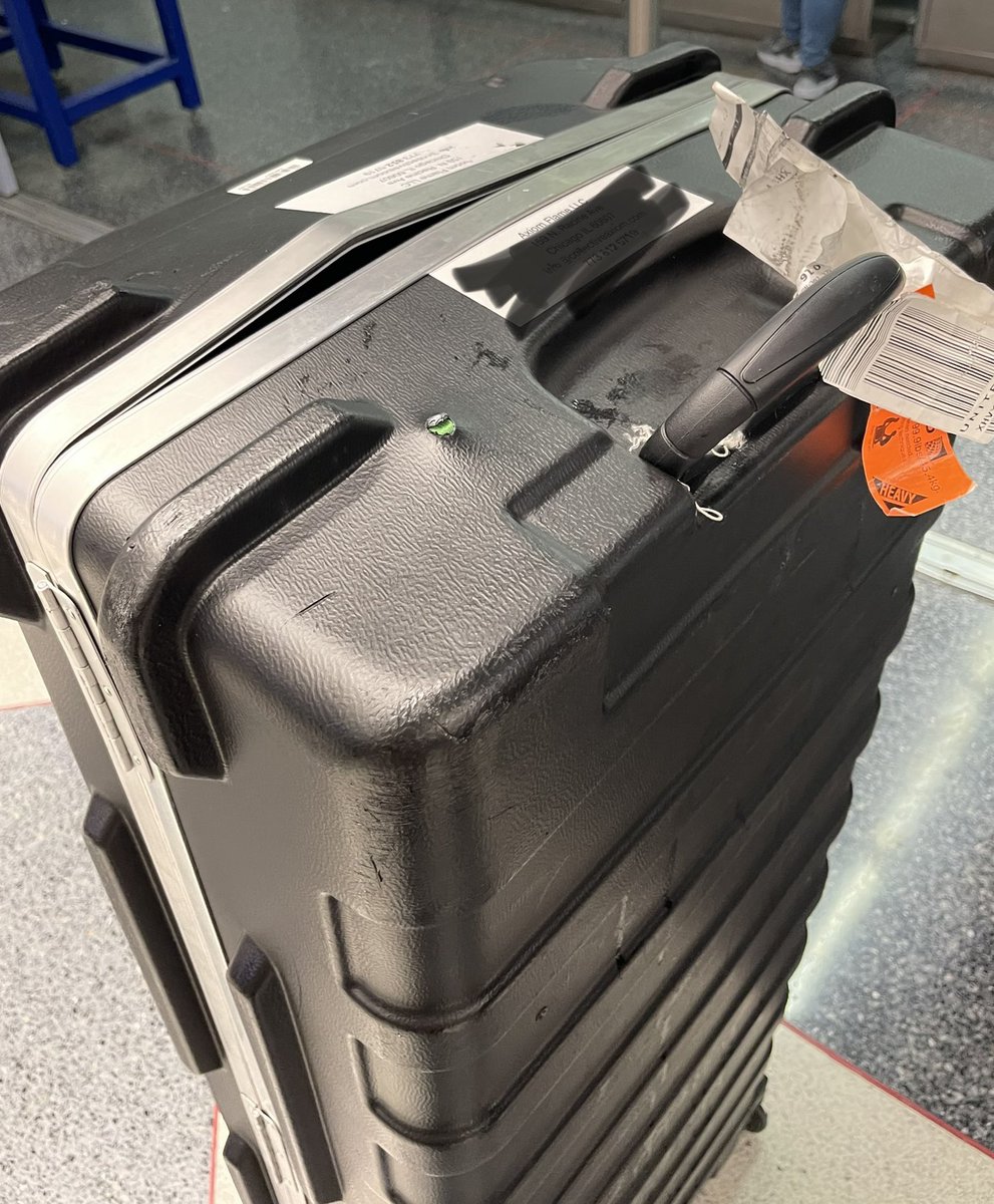 Our trusty @SKBCases  XL has made it through 50+ travel shoots without fail, keeping everything inside safe and protected. But it finally met it’s match thanks to @united baggage. Not sure how they did it, but they did.