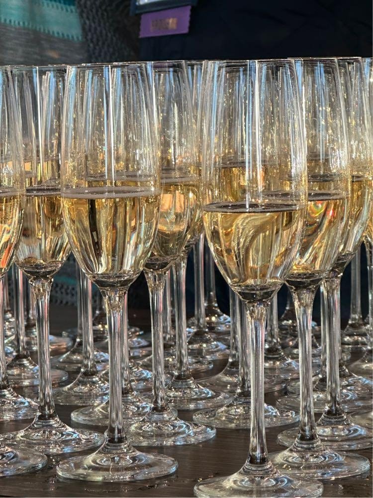 ALMnetwork's tweet photo. We all raise our glasses to a wonderful lady. We'll miss you, Linda. Happy retirement! ❤️ #ALMIMPACT https://t.co/TOP0LYuadW
