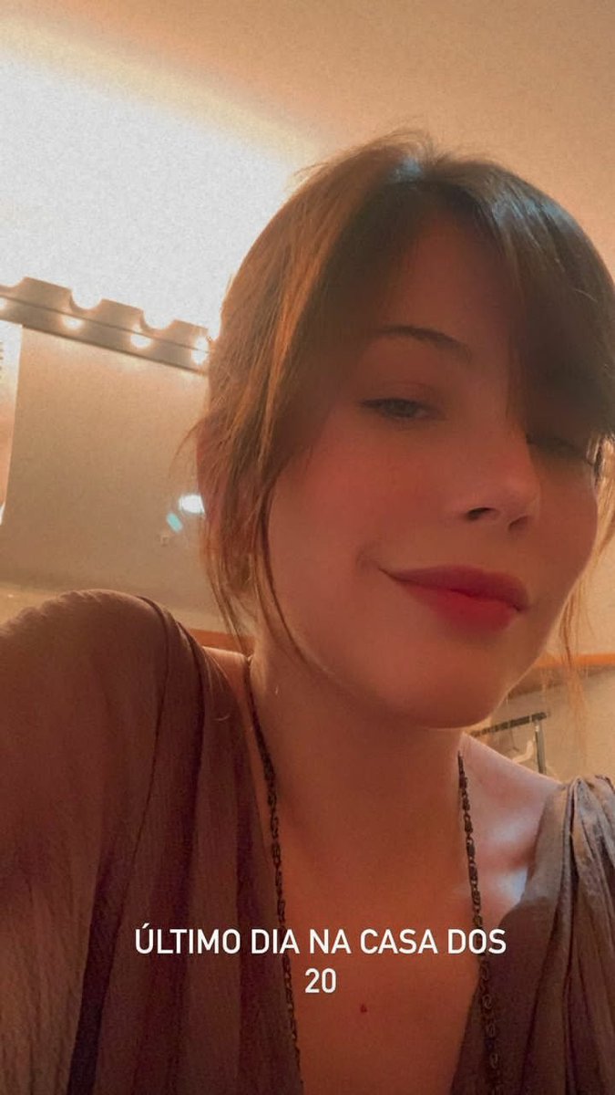 Juju_S2_SJBC's tweet photo. Hoje já é terça-feeeeira 
Ela já tem quase triiiinta  
Acabou a brincadeeeeeira
...
E aumentou a pressa
De ser tudo o que ela queria 
E ter mais tempo pra ela exercer 
....
Né?  @BiaArantes #vem30 https://t.co/WVc7pwdL7a