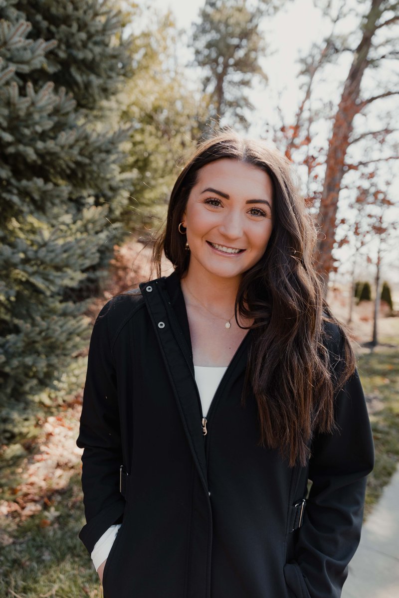 Meet Julie Calzonetti, a sophomore Business major from Garden City, KS:

"When I was in high school, I went to the National Catholic Youth Conference (NCYC), and when I got there, I saw all these big posters and all these videos of Benedictine College everywhere."