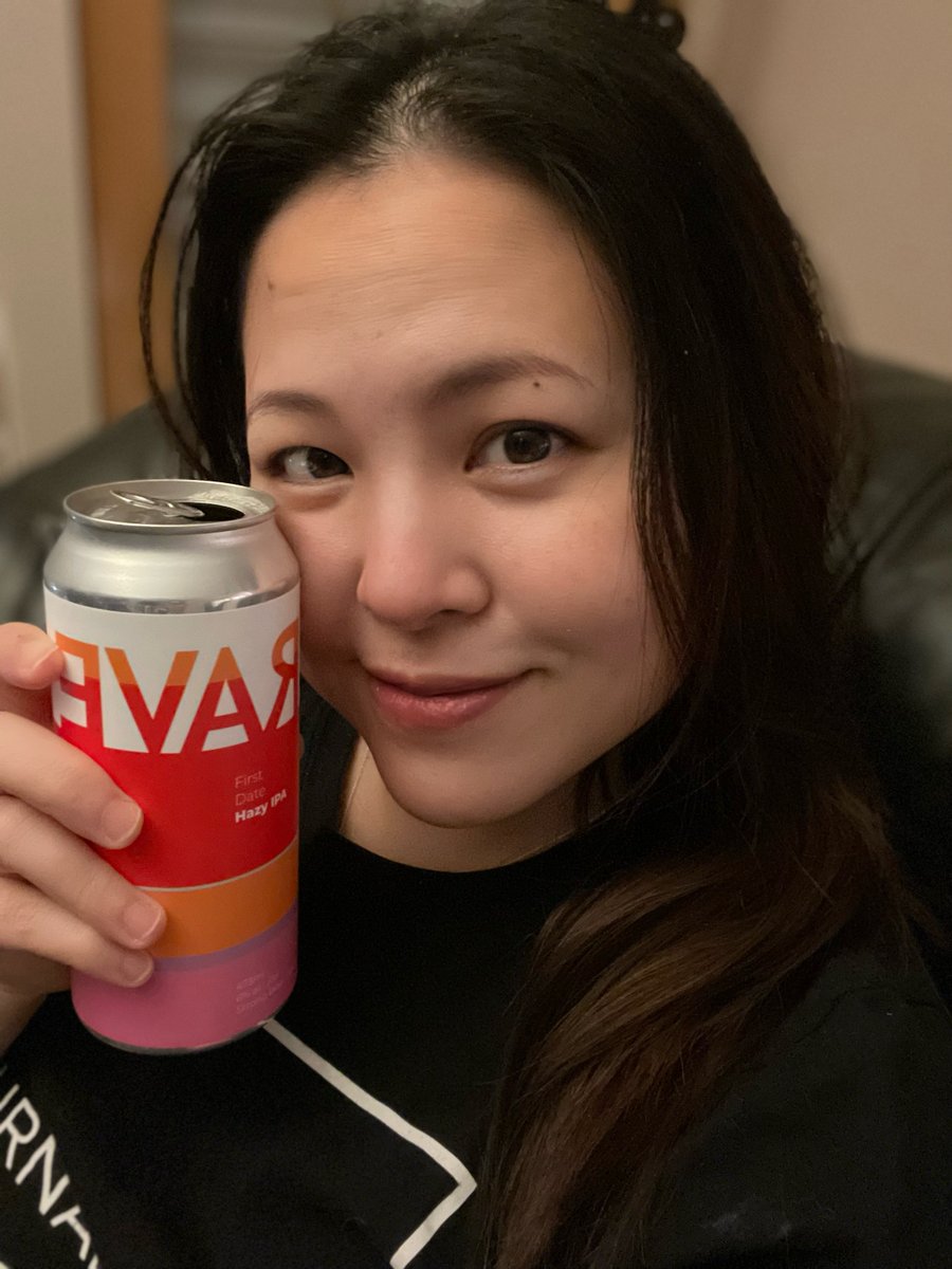 hhwoli's tweet photo. Celebrating a small personal win 🏆💪😍 #happyhourwitholi #hazyipa #bravebrewingco #beergirl #beermama #beerreview #beersoftheworld #bccraftbeer #beautifulbc https://t.co/0F6caZsSib