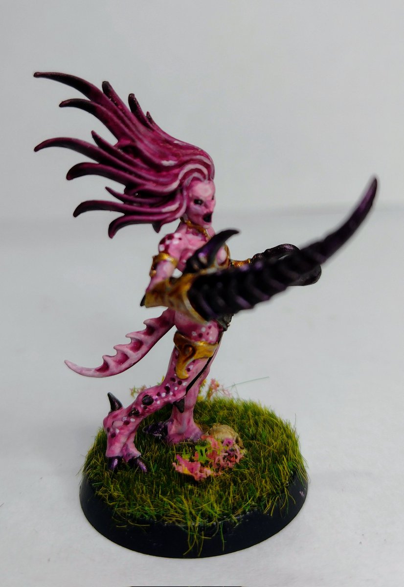 Kamali_Love's tweet photo. La Demonette que pintamos ayer en el live, con amor a Warhammer #streaming #streamerlatino #streamergirl #streamer #mimic #geekgirls #geekgirl #girlcraft #girlcrafting #girlcrafter #girlcrafts #warhammer #slaanesh #geekcrafters #crafts #convertion #geekcraft #geekcrafts https://t.co/Myd3e3xJki