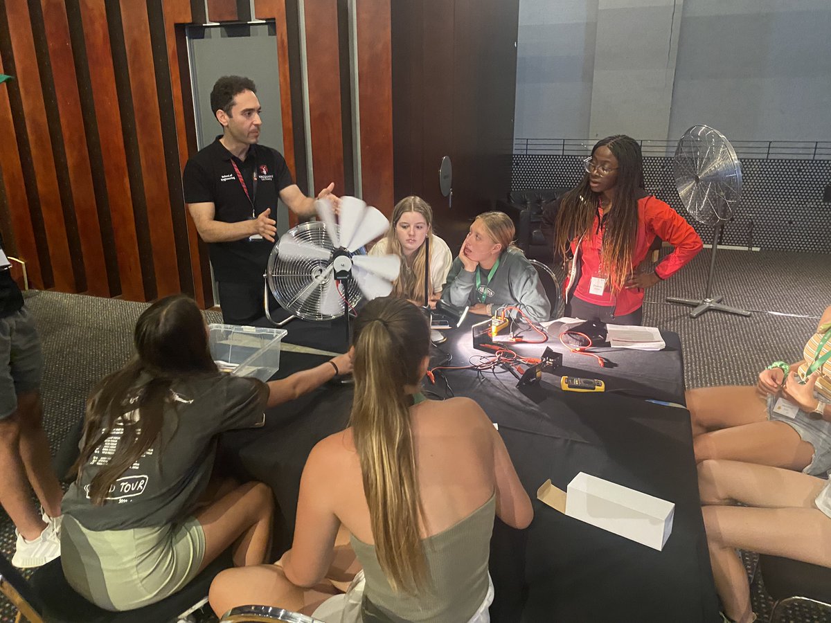 We were delighted to be part of the @EngAustralia 2023 Engineering Your Future! Girls Conference held @powerhouse museum on March 7. @Macquarie_Uni @MQSciEng @FoadTaghizadeh @FatemehSalehi11 #mqengineering #mquniversity #femaleengineer #womeninengineering #IWD2023