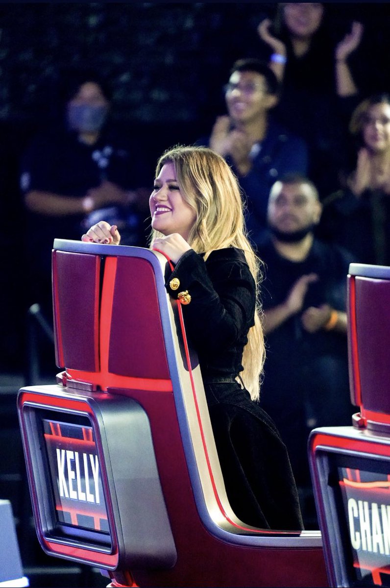 MyMOLis_KC's tweet photo. #teamkelly forever <3
@kellyclarkson 🫶 #TheVoice 
#thevoice23 https://t.co/HCwIbIebE8
