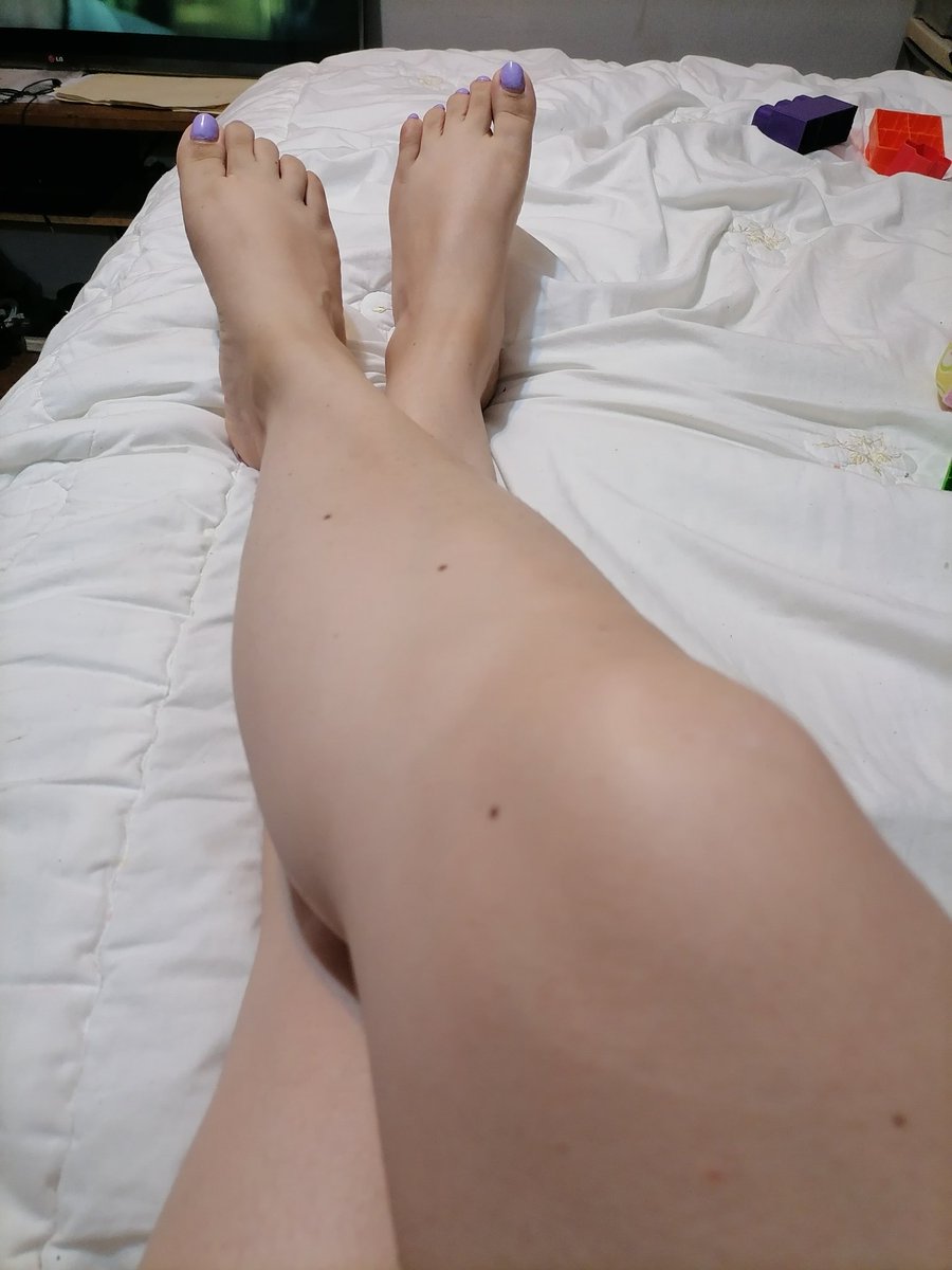 OFNYNA69's tweet photo. Para contenido personalizado de pies manda DM
https://t.co/raXzyqDmms
#piesdemujer #fetichistespieds #fetichiste #onlyfans https://t.co/1NkYsvsDJT