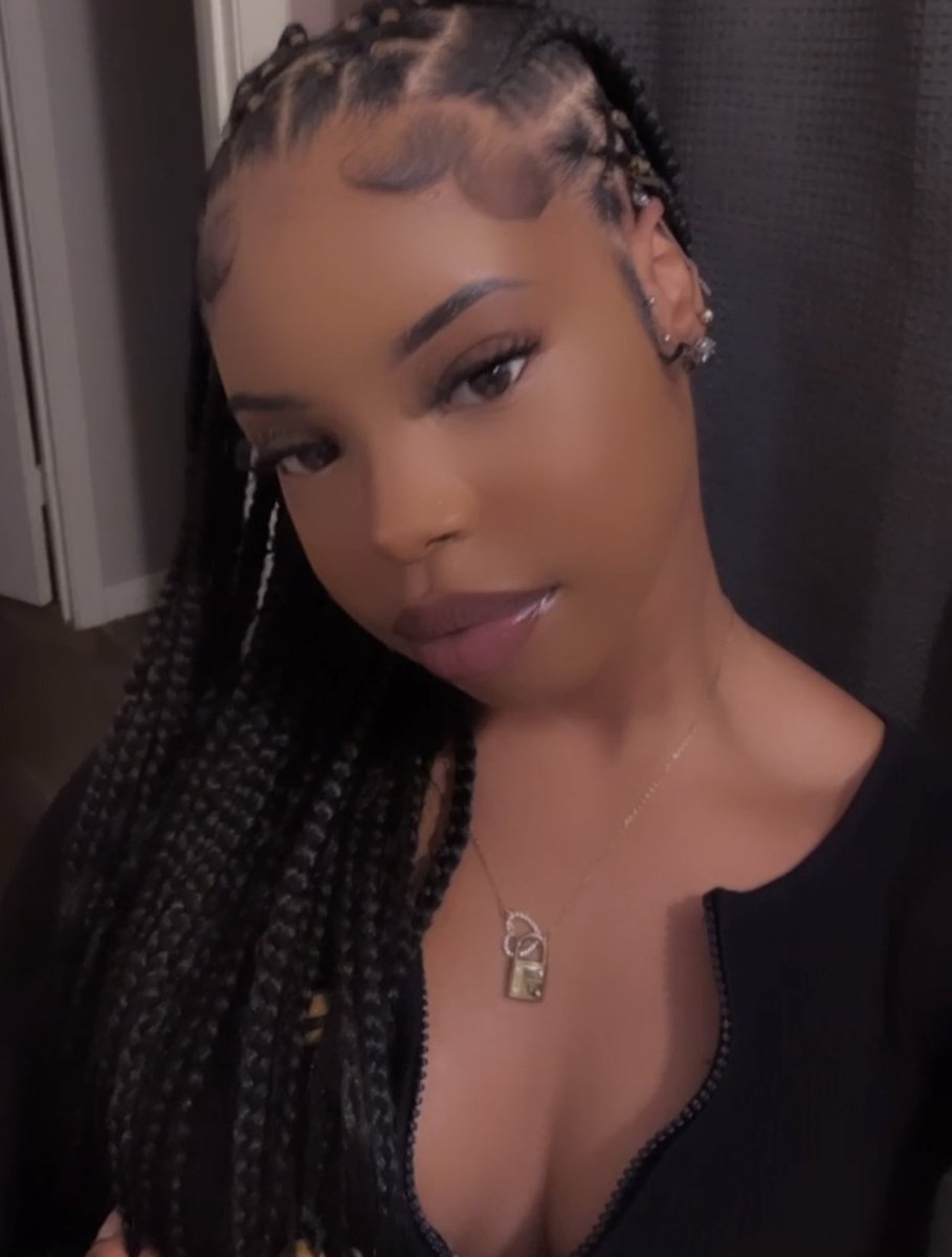 Ms. Kiy ♛ tweet media
