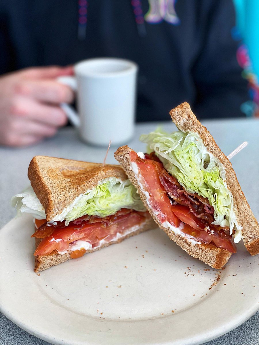 What are your thoughts on BLTs? 
🥓🥬🍅