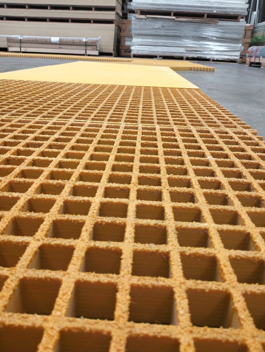 PermaStruct's tweet image. Our warehouse set up a new FRP job for Pinjarra WA! This job with Standard Mesh FRP will be jetty over the Murray River. Our FRP products are perfect for commercial jobs, meaning it is a no brainer when it comes to commercial walking surfaces.

#perma #permastruct #frp