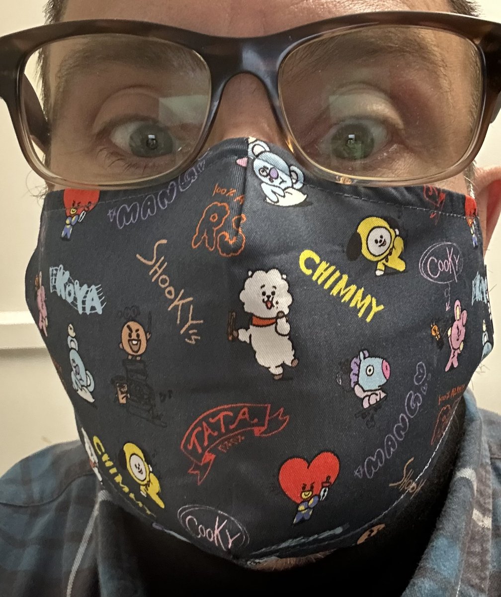edward_lovesBTS's tweet photo. Picked up a new mask for traveling @daiso_usa. Cute, right? #btsforever https://t.co/pVsr6kzWMc