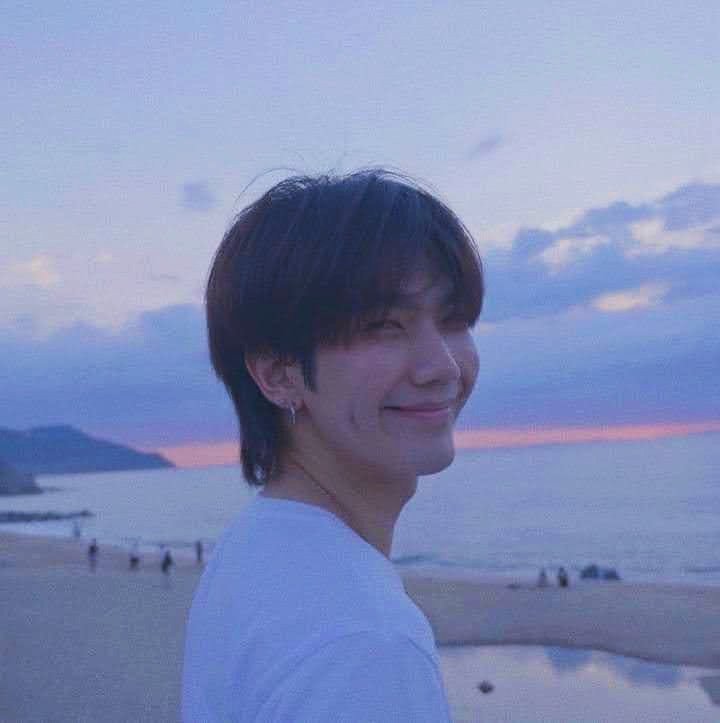 Hany_JKP's tweet photo. Cuando las olas se pongan pesadas estaremos para soportarlas contigo a tu lado💙
INFINITE LUVE FOR BUILD
#BlueOceanForBuild https://t.co/iUZeP8Fyj7