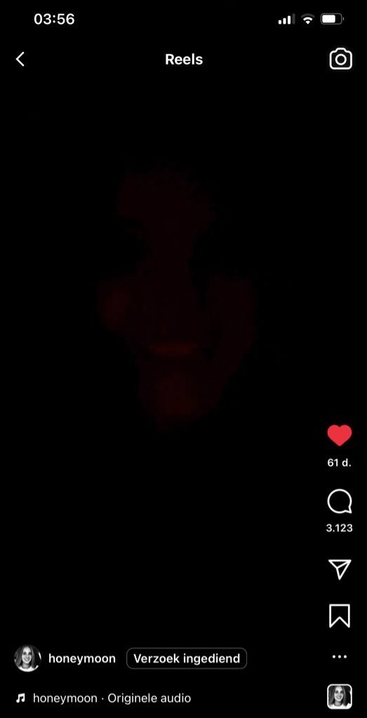 Lana del Rey stuns in new photo