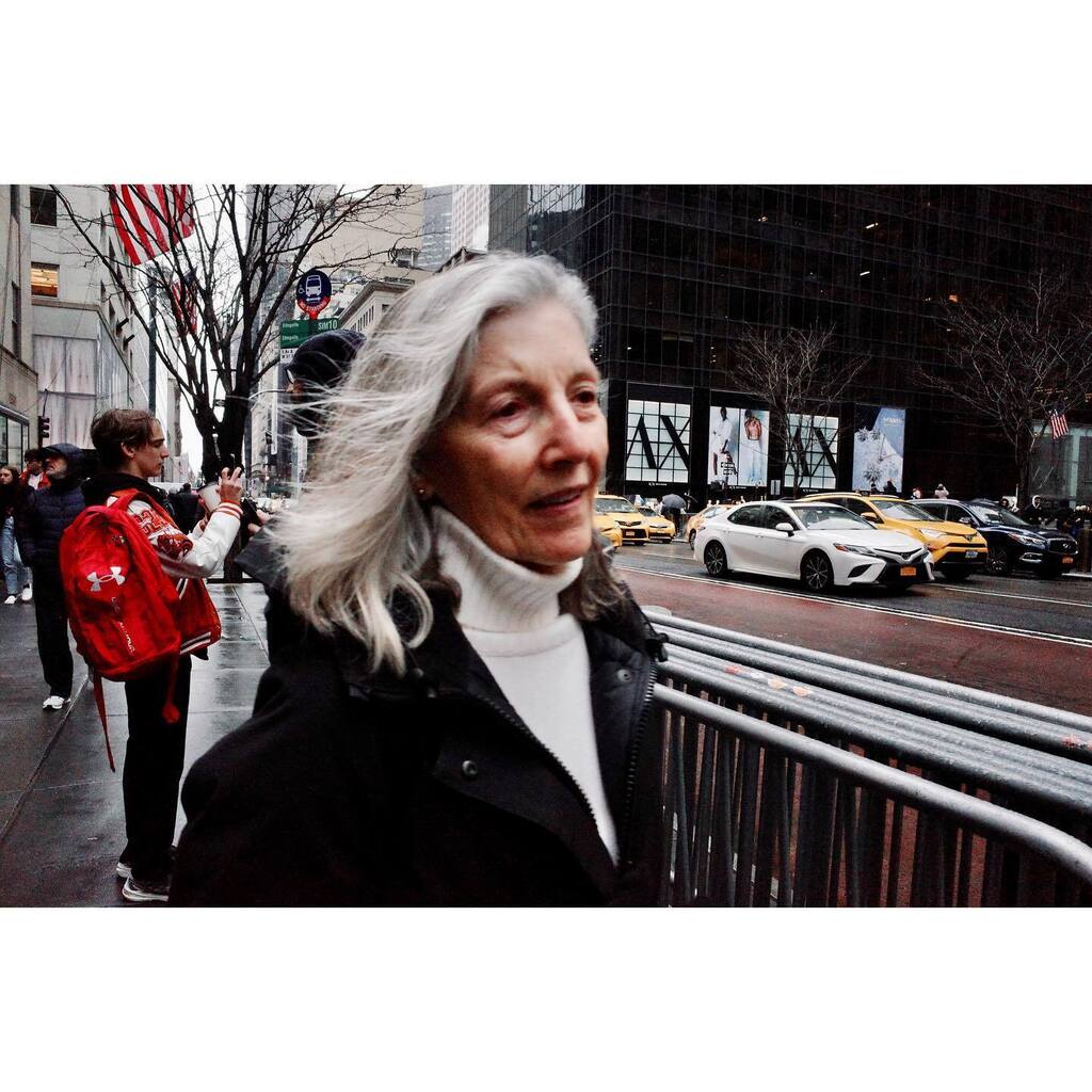 .
.
.
.
.
.
.
#streetphotography #streetphotographyinternational #thestreetphotographyhub #ig_streetphotography #streetphotographymagazine #streetphotographyworldwide #streetphotography_color #photooftheday #streetstyle #nycstreetphotography #nycspc #str… instagr.am/p/CpyvRZ4oCVe/