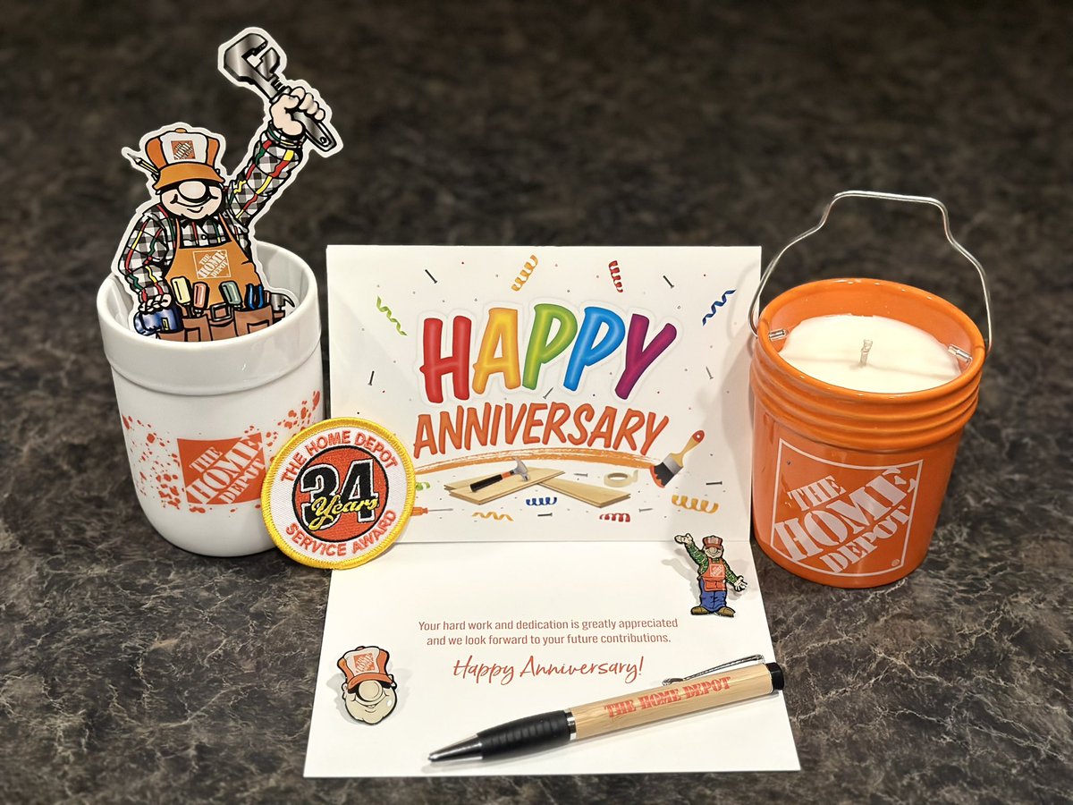 Brandi6371's tweet image. 🧡 Celebrating 34 years today!! 🧡
#CelebrateYOU
 
 @Edmond0485 @NagyAndrew @ShawnMinkner @SandraD2429 @DepotRob @aboutthepigskin 

#PMDPeopleFirst 
#D287WeAreTheBar #D287StrongerTogether
#FearUs485