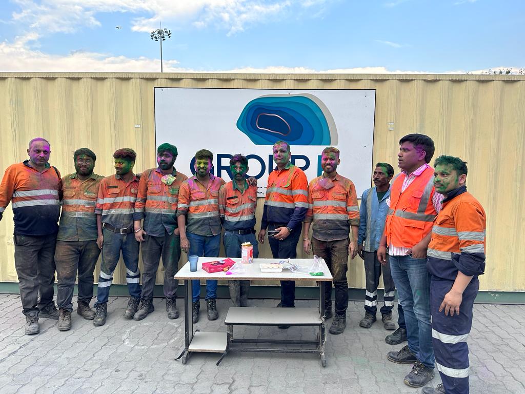 GroupR_Mining's tweet photo. We take pride in making sure that our teammates takes home some good memories of joy and happiness from the workplace.
Site : SK Mines,Dariba
#holicelebration2023#teambuilding#happiness https://t.co/W83MEyNdnA