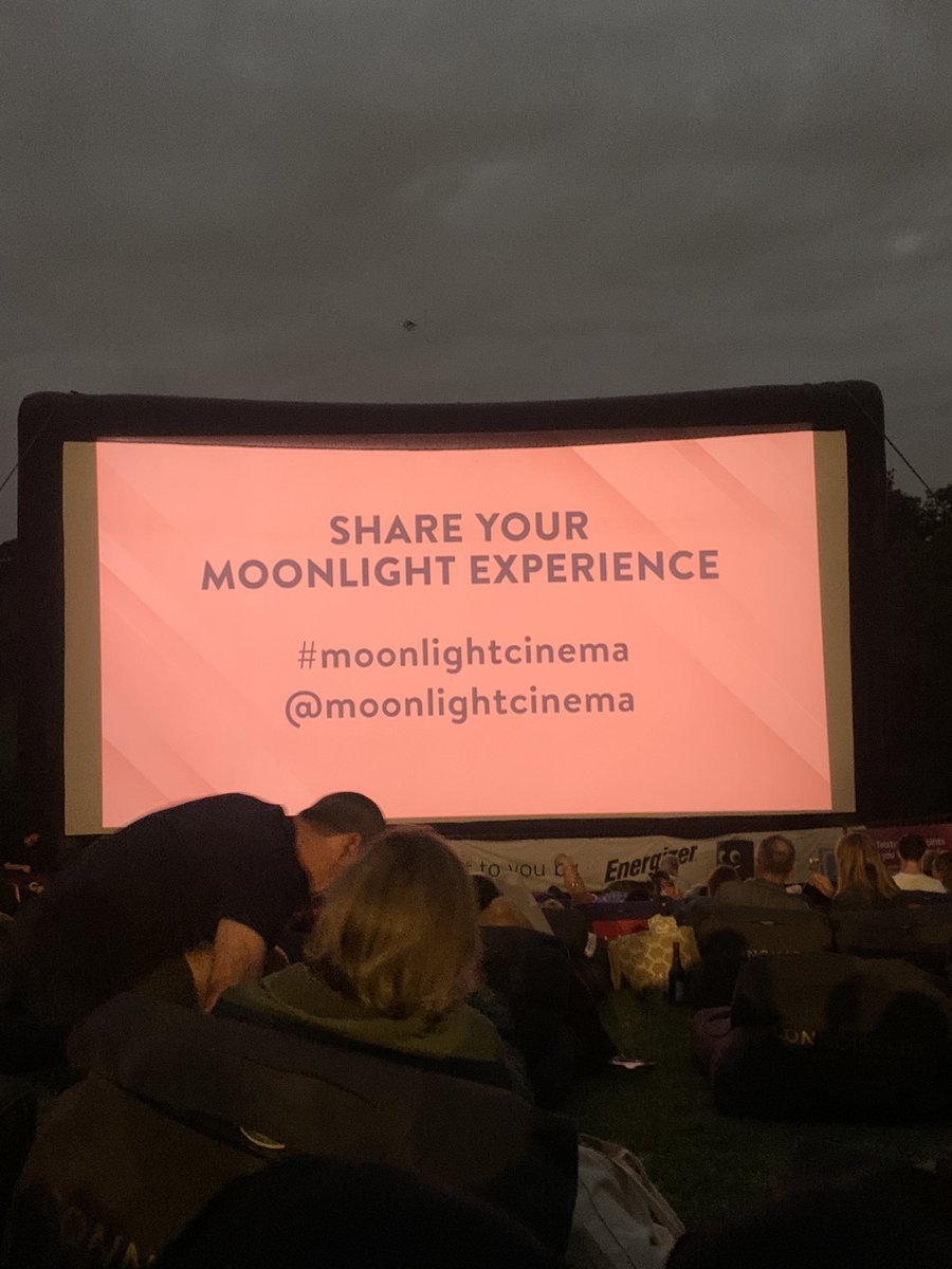 mattyp6969's tweet photo. Would be a 10/10 night if you served normal popcorn - non of this salted caramel bullshit #moonlightcinema https://t.co/gmiONoh5SY