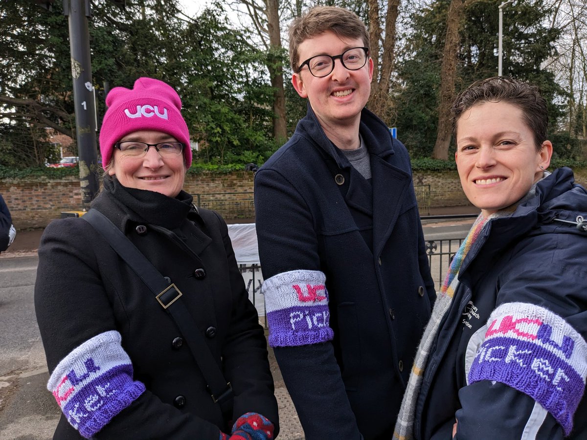 Wonderful knitted picket armbands at Canterbury @UCUCanterbury #UCUstrike