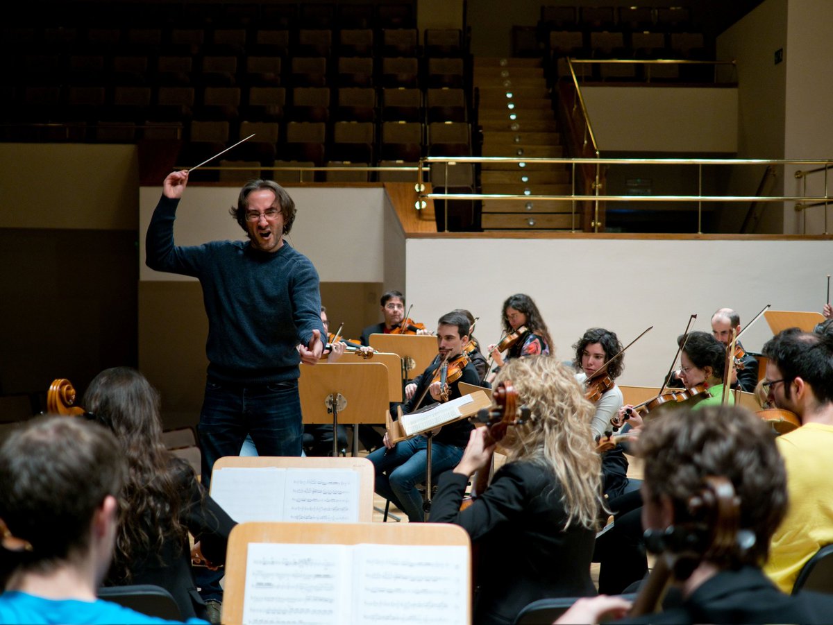 EdgarmjDirector's tweet photo. Work in progress at #auditorionacional
#conductorlife #passion #emotions #music #musicinlife #power https://t.co/XstSYtKI9p