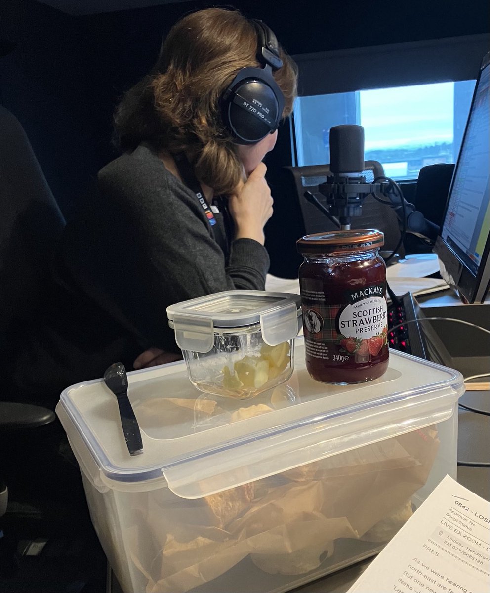 martin geissler (@mmgeissler) on Twitter photo My scones going like… well, hotcakes… <a href="/LauraMaxwell16/">Laura Maxwell</a> pretending she’s not tempted. Don’t you believe it. My scones going like… well, hotcakes… <a href="/LauraMaxwell16/">Laura Maxwell</a> pretending she’s not tempted. Don’t you believe it.