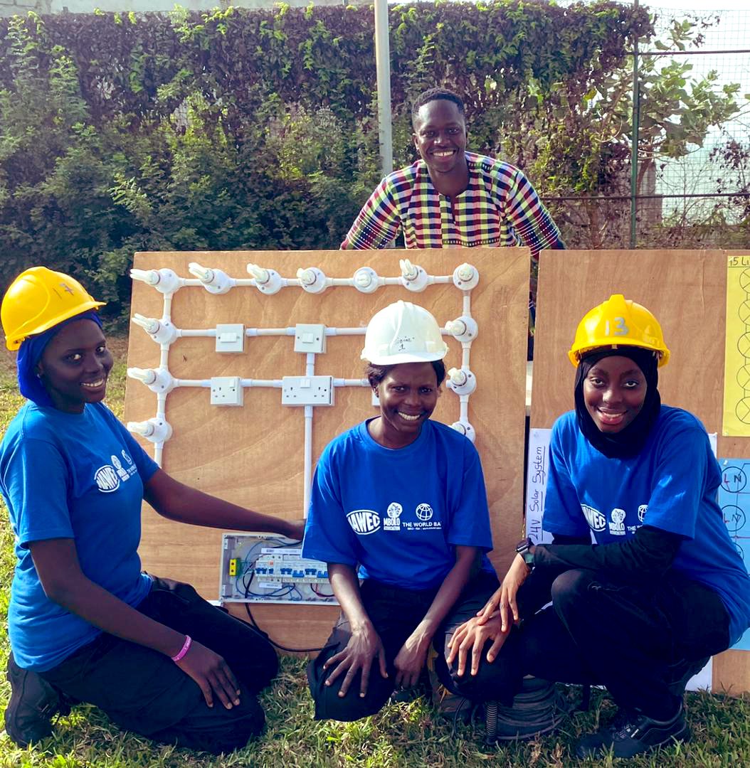 Social Innovation | Women Empowerment | Inclusivity | Leadership | Renewable Energy | Green Energy &amp; Economy|  Climate Action &amp; defying ❌ Imposed Gender Roles &amp; Patriarchy

#FandemaMbolo