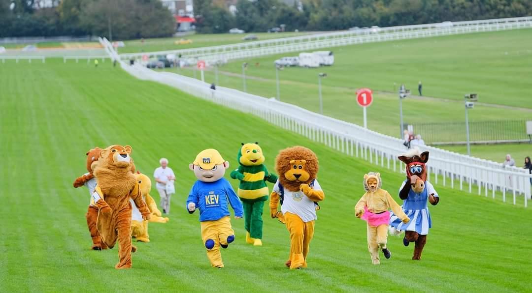 A racing alternative to Cheltenham will be seen on Ayr beech this afternoon as a couple of local lads are going to dress up and race for the Ayr Beech Cup.  Unfortunately they all have sweary names so we cannot print them

#ayrshire #news #cheltenham #runfasterhorse