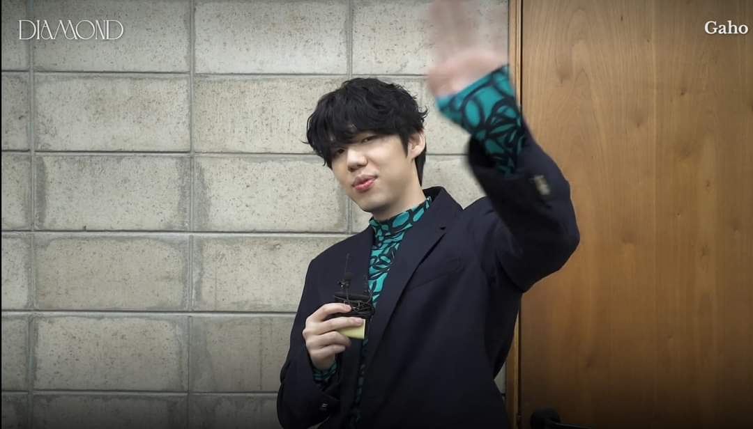 GahoKave_France's tweet photo. [📩]
Message vidéo de Gaho pour son concert le 25/03 à 10h00 🇫🇷 (18h00 KST)

Billets en vente sur Lakus pour le concert en ligne 
https://t.co/pCIgGTegjz

#가호 #Gaho @gaho88882970 
#단독콘서트 #Diamond
#노들섬 #라이브하우스 #Nodeulisland #livehouse
@gaho88882970 @PLT_twt https://t.co/swwZvTvNw0