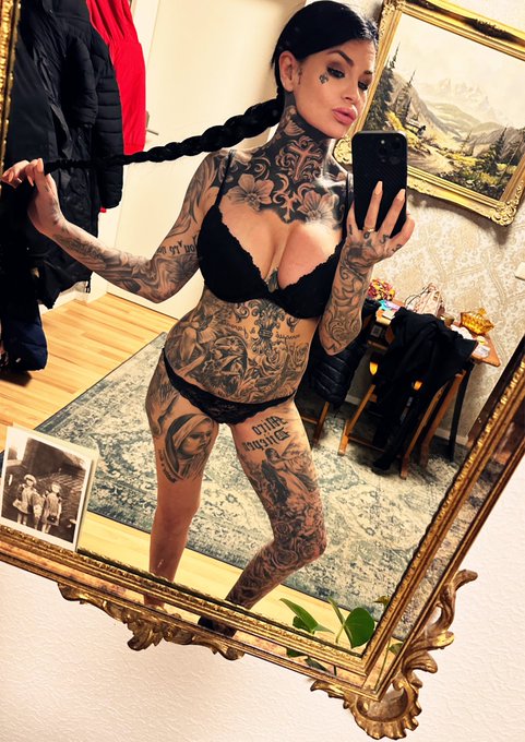 Good Morning, new Hair&hellip;bis zum Arsch&hellip;Do you like? https://t.co/87lNmUO5Vi<a href="/tag/tattoo"class="tags"><span>#tattoo</span></a><a href="/tag/potd"class="tags"><span>#potd</span></a><a href="/tag/inkedgirls"class="tags"><span>#inkedgirls</span></a><a href="/tag/inkedgirl"class="tags"><span>#inkedgirl</span></a><a href="/tag/highheels"class="tags"><span>#highheels</span></a>