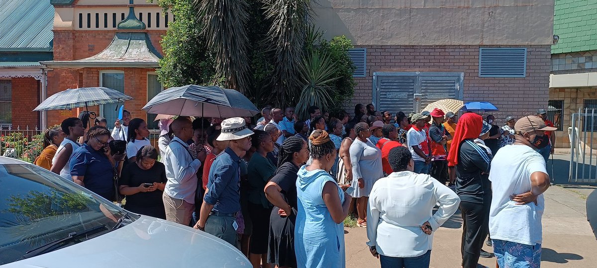 _cosatu's tweet photo. #PublicServiceStrike updates are taking place across the country with all public servants #ClassStruggle #Back2Basics
@SABCNews https://t.co/Y2bHKLAErV