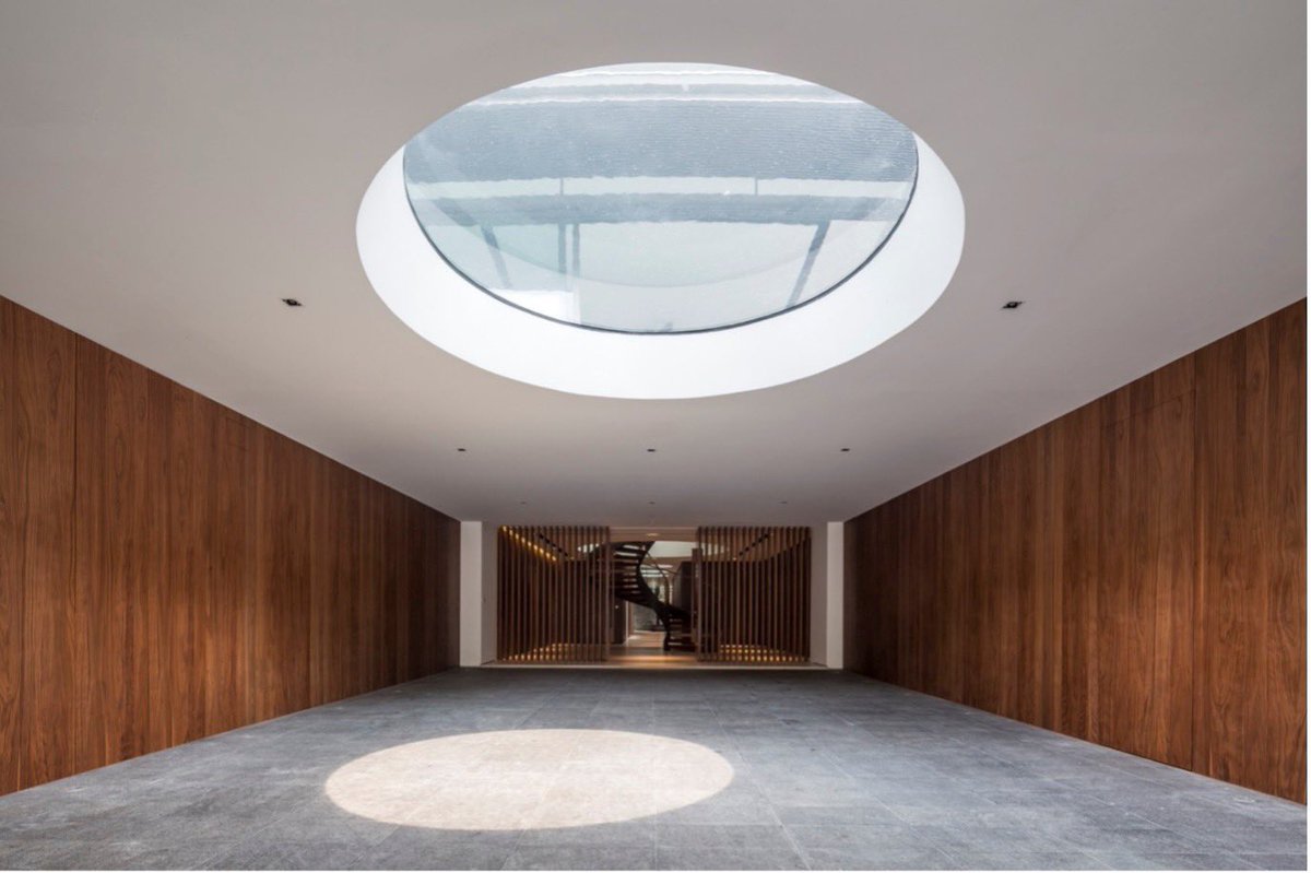 Nadine’s Natural Light Inspiration:

One of the finest ways to determine good architecture and design is to evaluate how natural light is utilised in a space. The correct interplay of natural light with the finishes in a space enhances materials and creates character.

#design